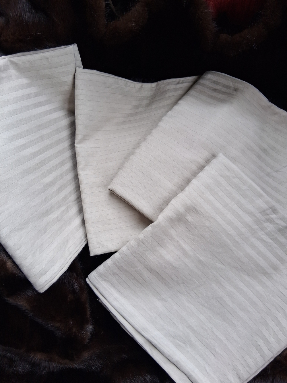 4 Kingsize Satin Striped Light Oatmeal Colored Pillowcase